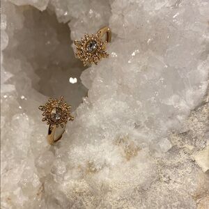 Gold Sunburst Crystal Ring